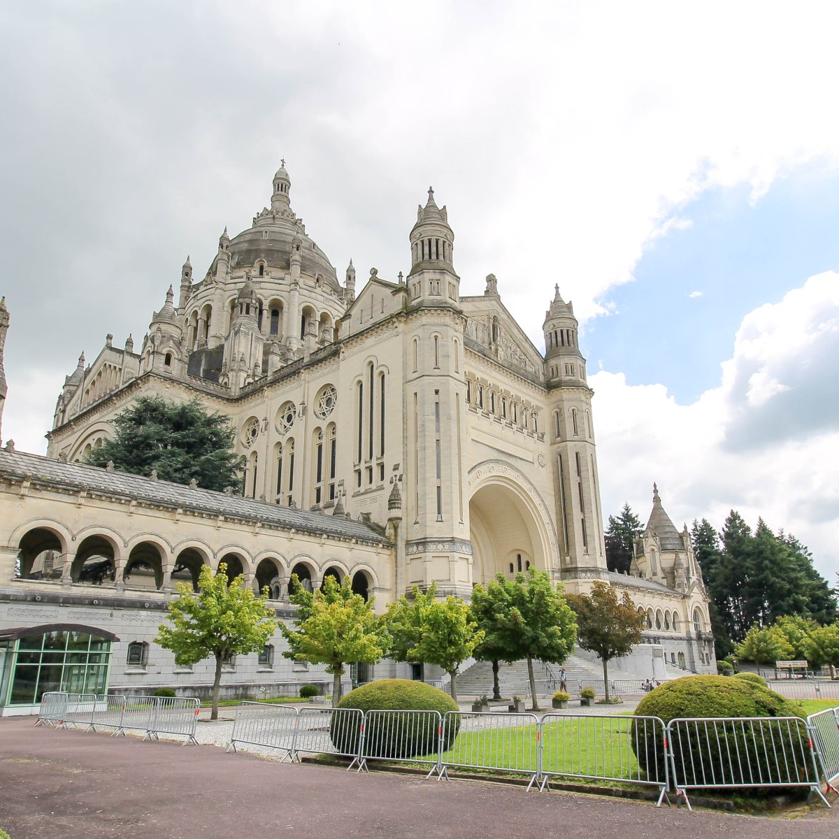 La Basilique de&nbsp;Lisieux